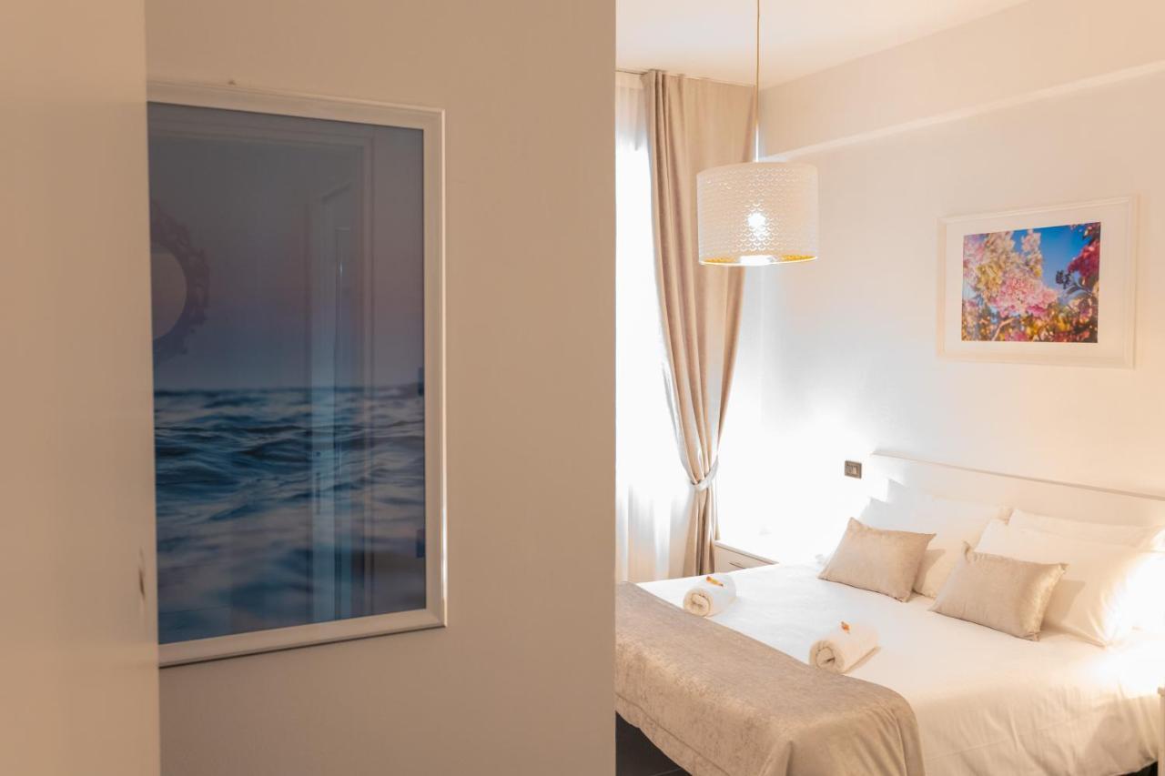 Ca Sottomarina Gli Appartamenti In Centro Apartsuite Exteriör bild